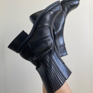 Cole Haan ankle boots size 10.5 black leather combat boot